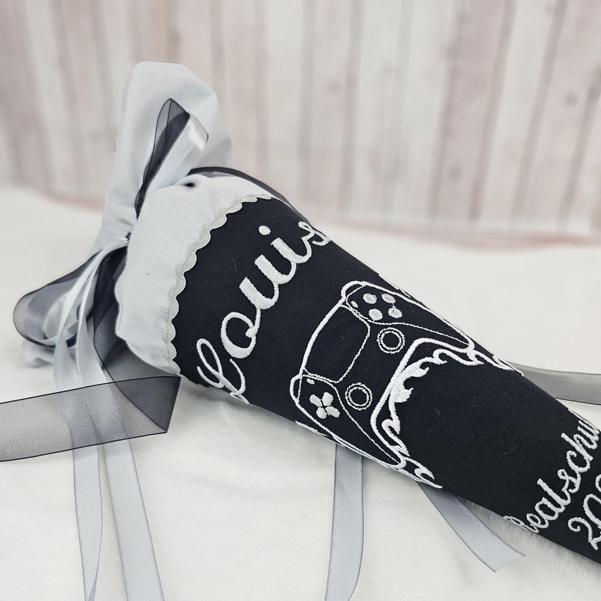 Schultüte Gaming personalisiert mit Namen, Stoff Zuckertüte für Jungen, Playstation Gamer Schultüte, Einschulung Geschenk