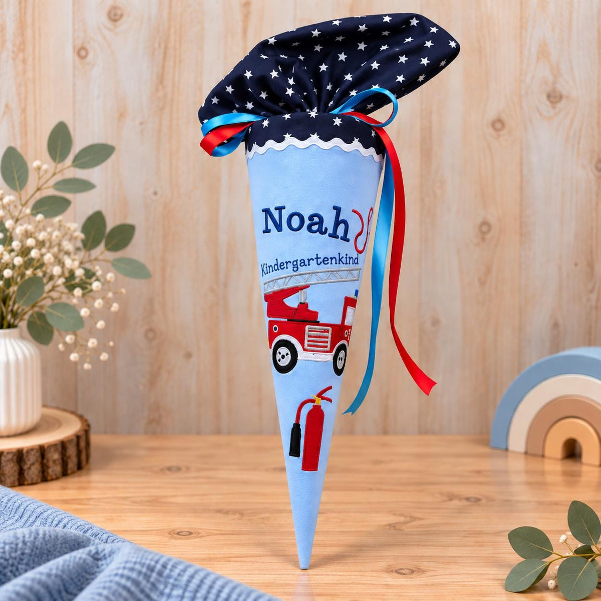 Kindergartentüte Feuerwehr personalisiert mit Namen, Stoff Kindergartentüte Junge, Zuckertüte Feuerwehr, Geschenk zum Kindergartenstart