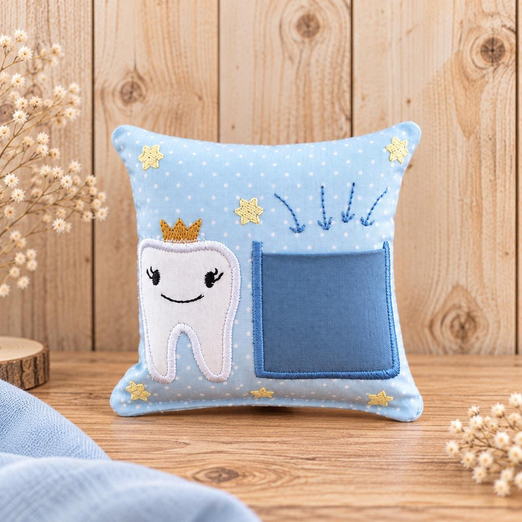 Zahnfeekissen hellblau 11×11 cm – Handgemacht mit Tasche | Zahnfee Geschenk für Kinder