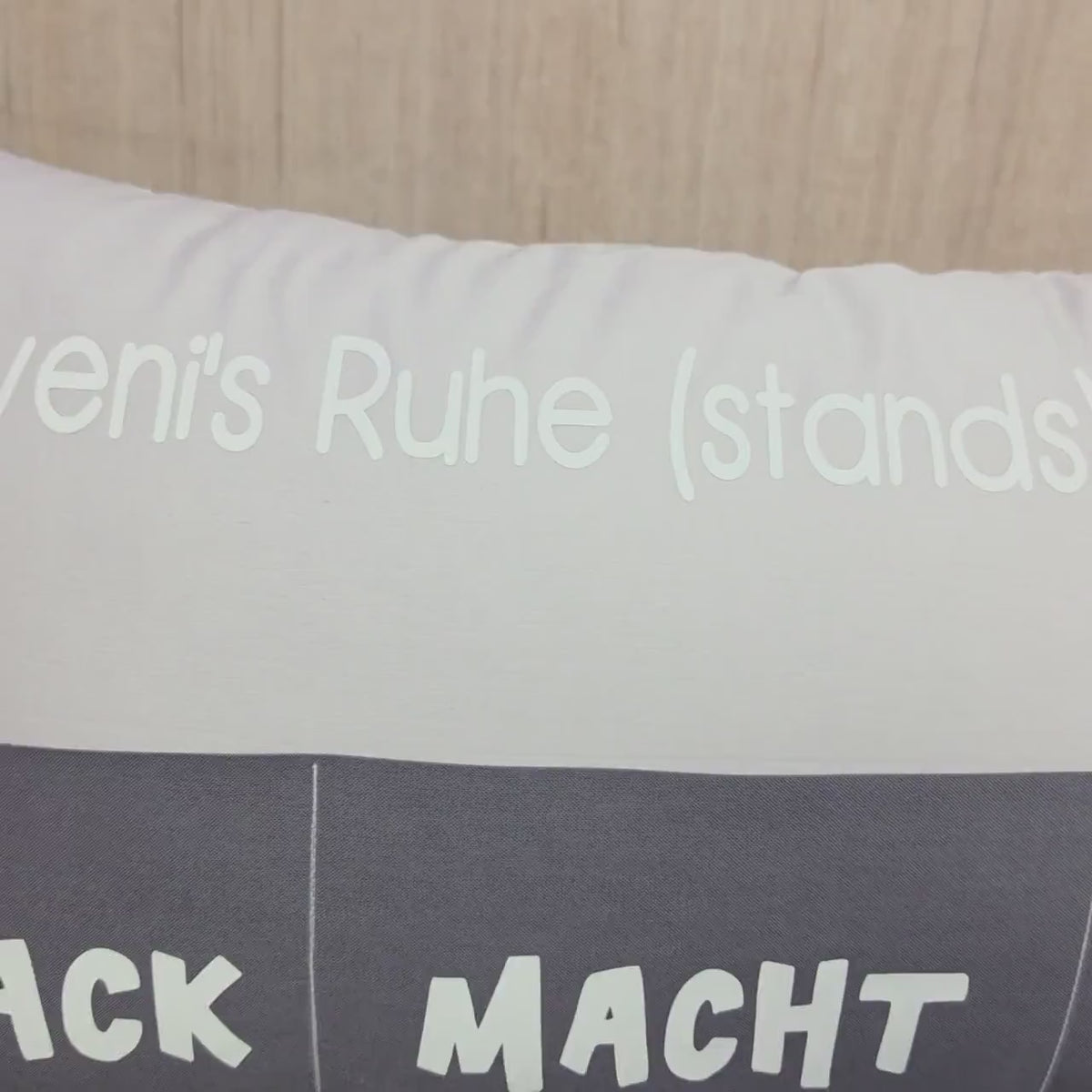 Kissen mit Einstecktaschen, besondere Geschenkidee, praktisches Kuschelkissen, Snackkissen mit Taschen, Ruhestandskissen